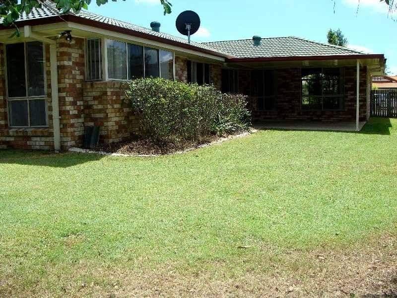 4 Inverary Place, UPPER KEDRON QLD 4055, Upper Kedron - Thumbnail 2