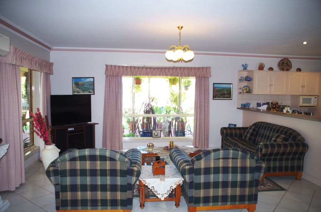 33 Korinthos Street, RENMARK SA 5341, Renmark - Thumbnail 4