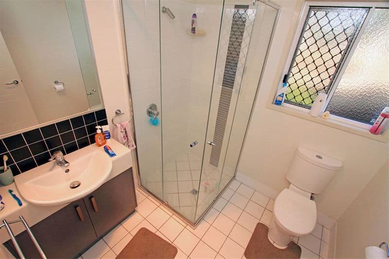 17 Plumb Drive, NORMAN GARDENS QLD 4701, Norman Gardens - Thumbnail 4
