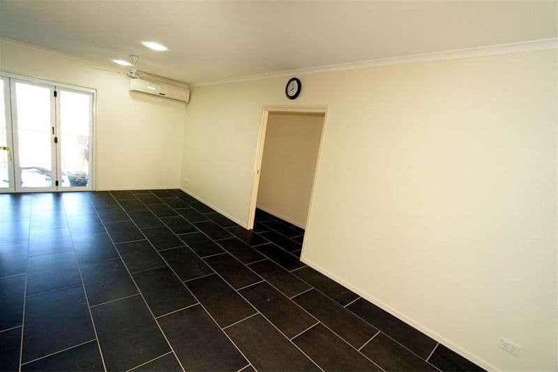 17 Plumb Drive, NORMAN GARDENS QLD 4701, Norman Gardens - Thumbnail 6