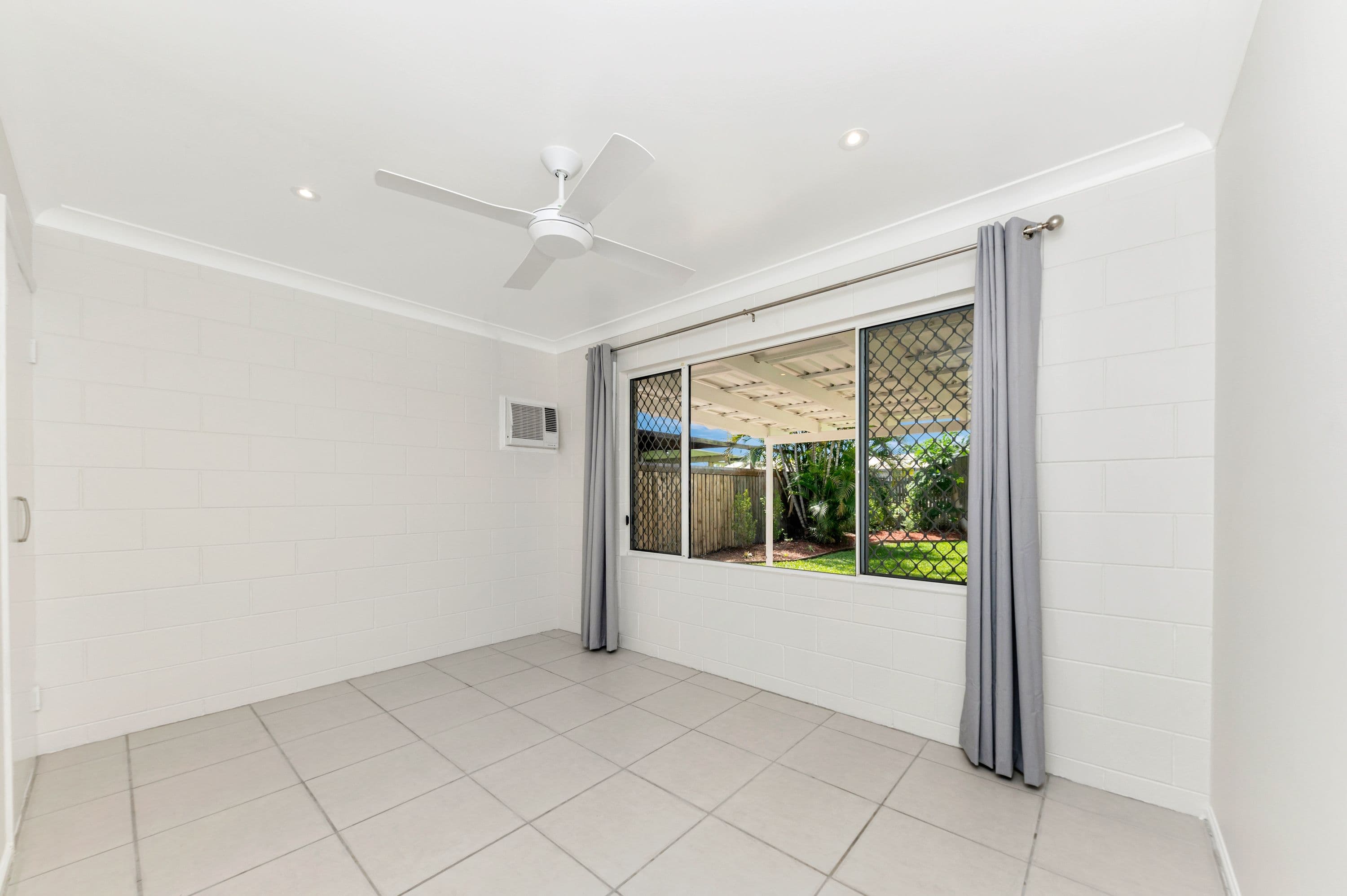 6 Leila Avenue, Rasmussen QLD 4815, Rasmussen - Thumbnail 5