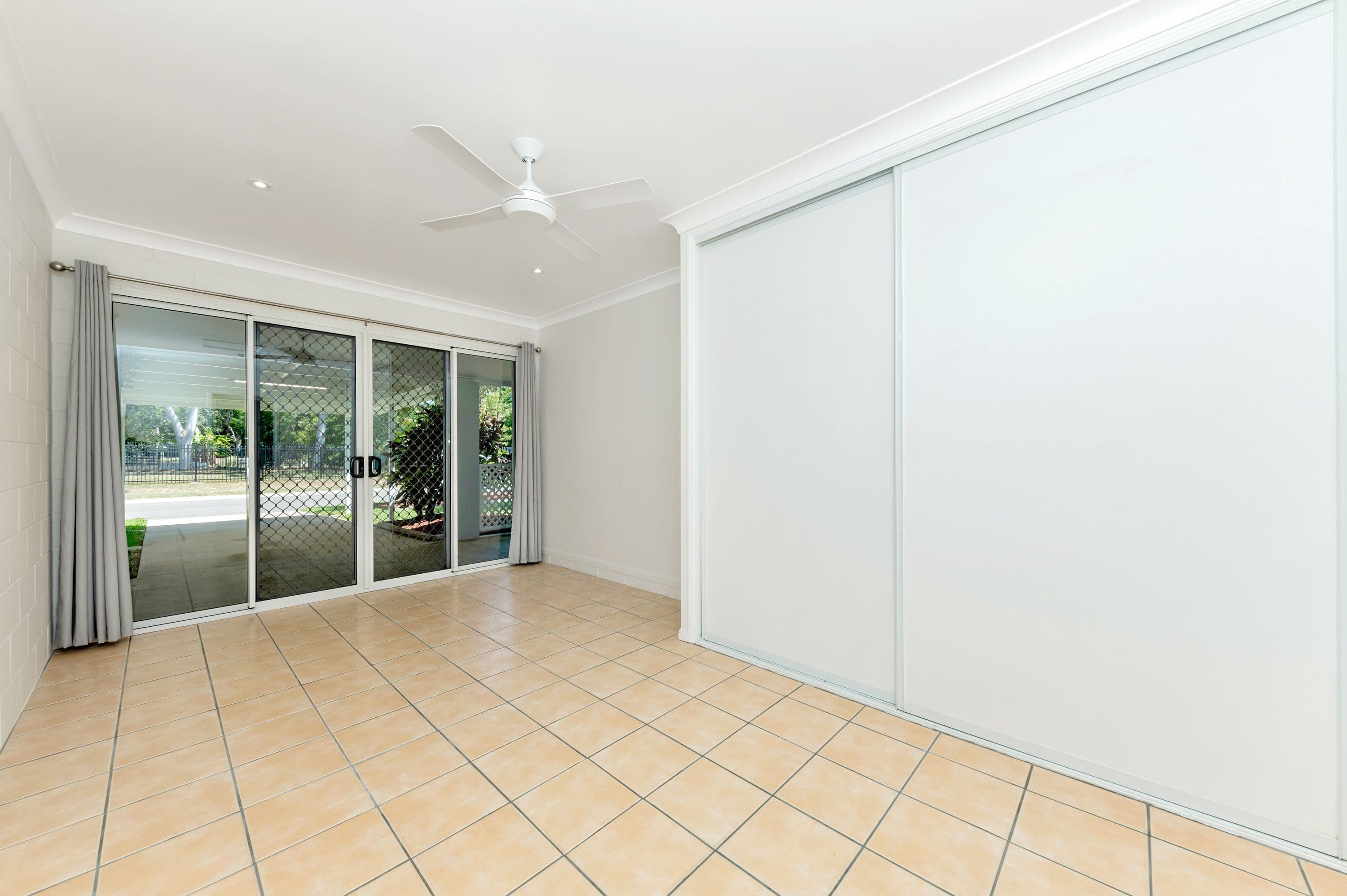 6 Leila Avenue, Rasmussen QLD 4815, Rasmussen - Thumbnail 7