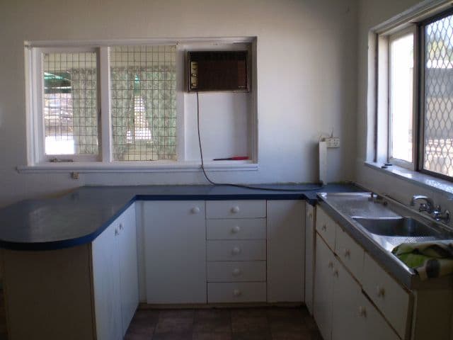 25 Croke Street, NORTHAM WA 6401, Northam - Thumbnail 2