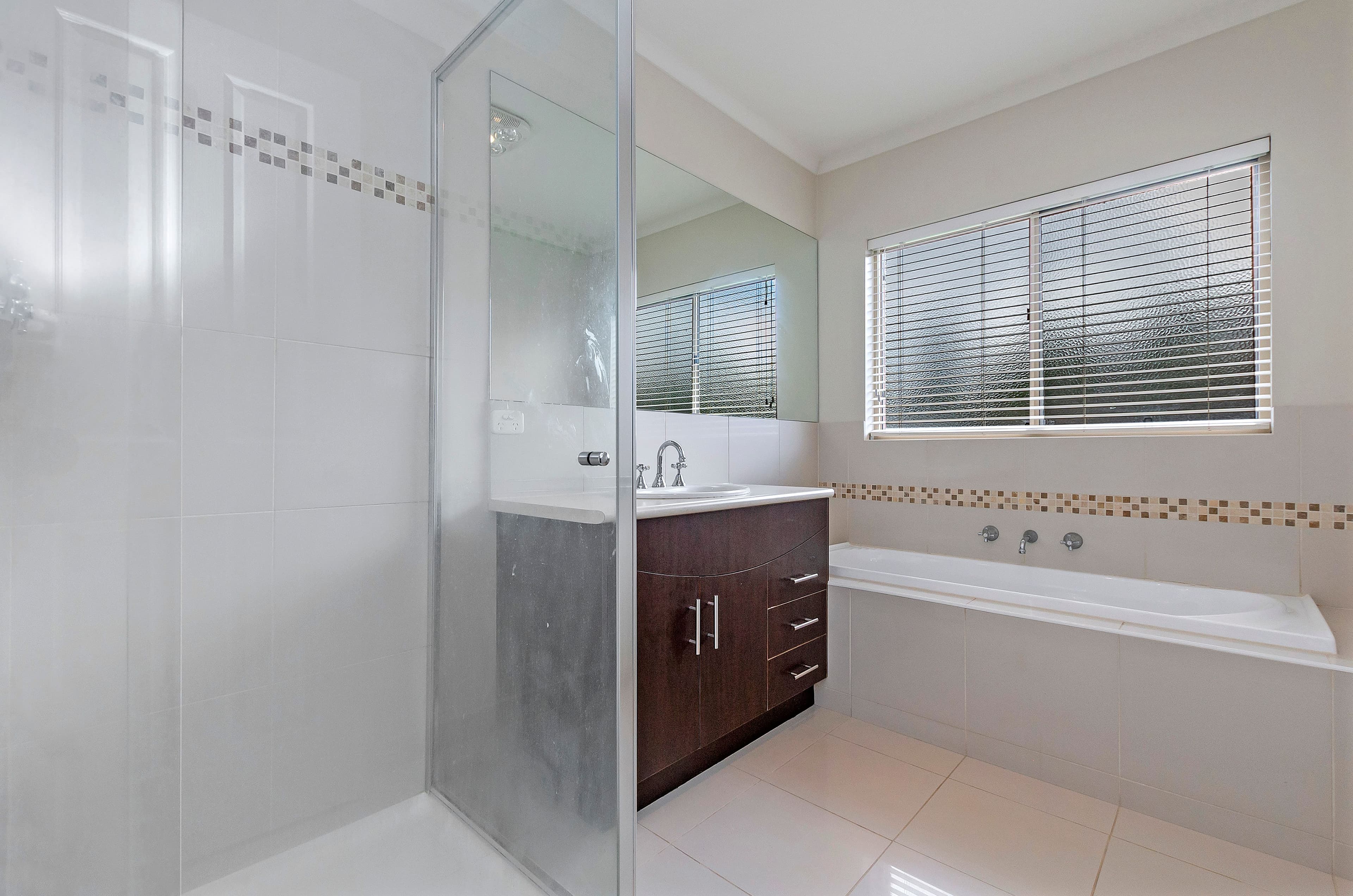 18 Lockett Drive, Warrnambool VIC 3280, Warrnambool - Thumbnail 8