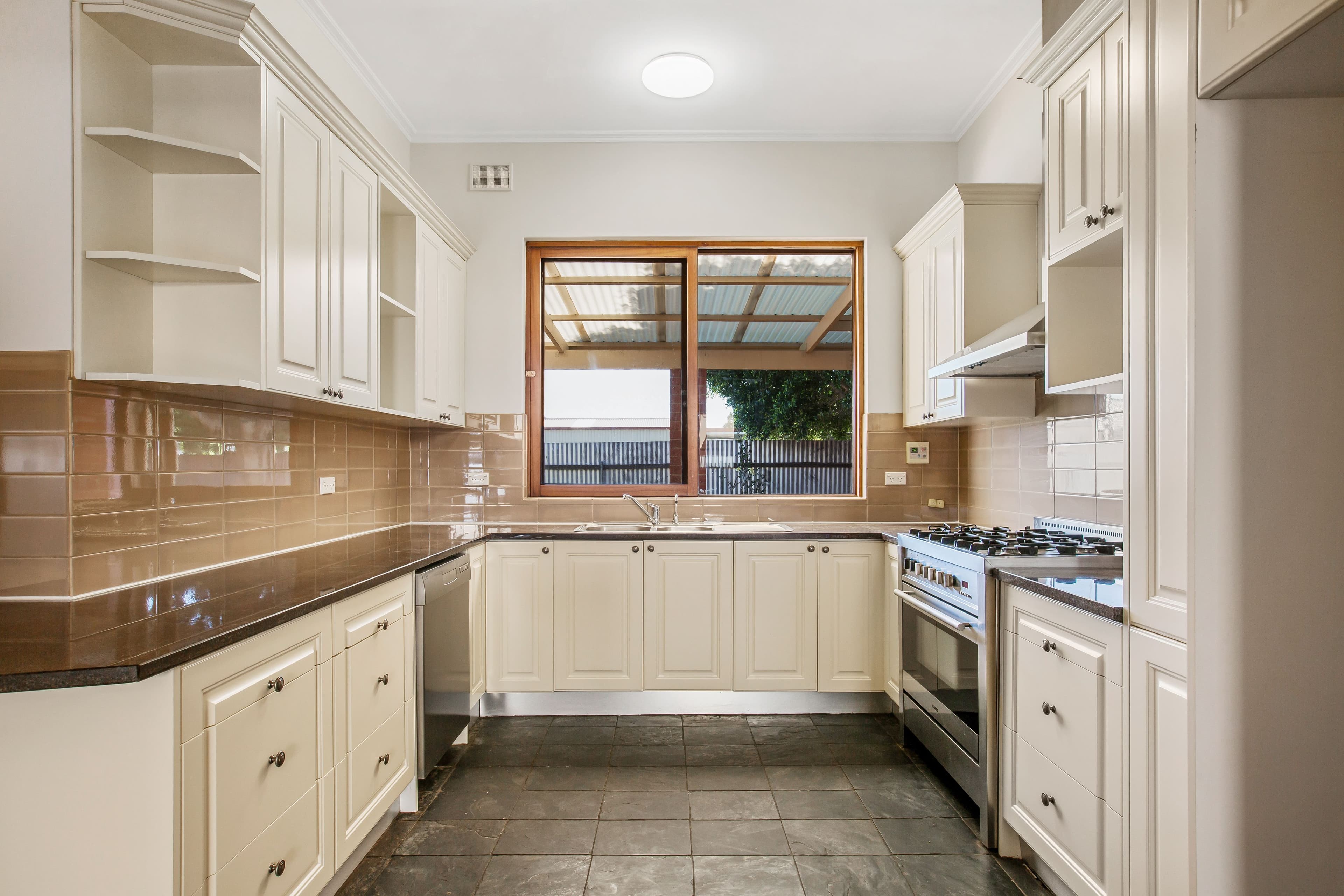 10 Westall Avenue, Flinders Park SA 5025, Flinders Park - Thumbnail 6