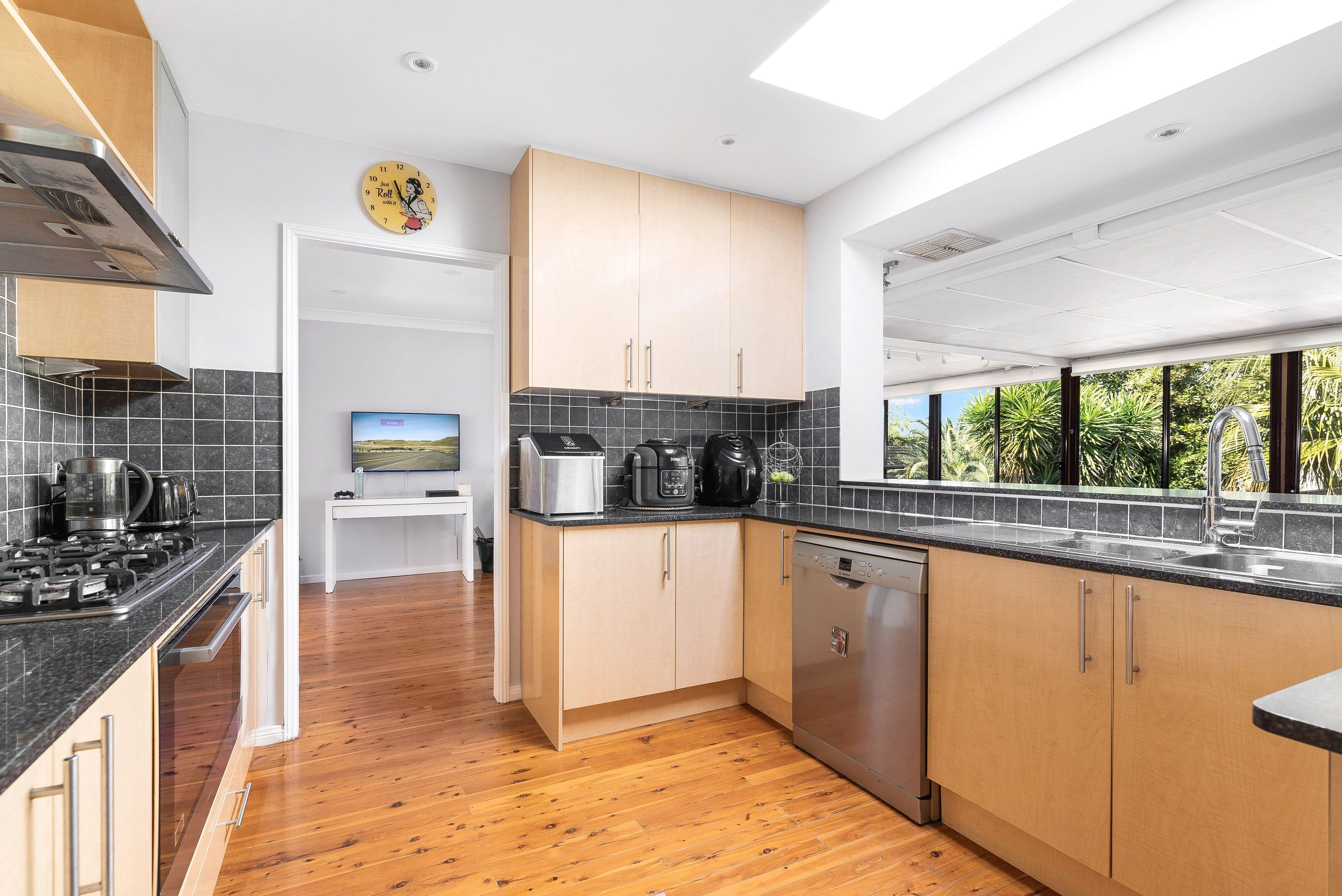 3 Valerie Avenue, Baulkham Hills NSW 2153, Baulkham Hills - Thumbnail 4