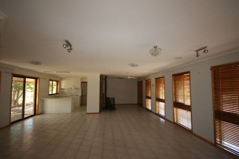 1-3 Phillip Street, Rochester VIC 3561, Rochester - Thumbnail 5