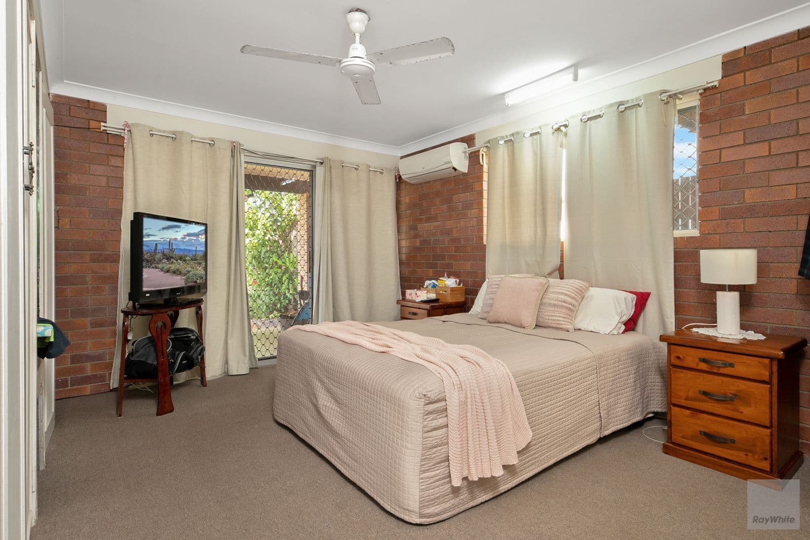 2 Evelyn Street, Lammermoor QLD 4703, Lammermoor - Thumbnail 6