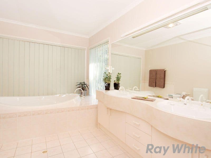 40 Casuarina Street, BRIDGEMAN DOWNS QLD 4035, Bridgeman Downs - Thumbnail 7