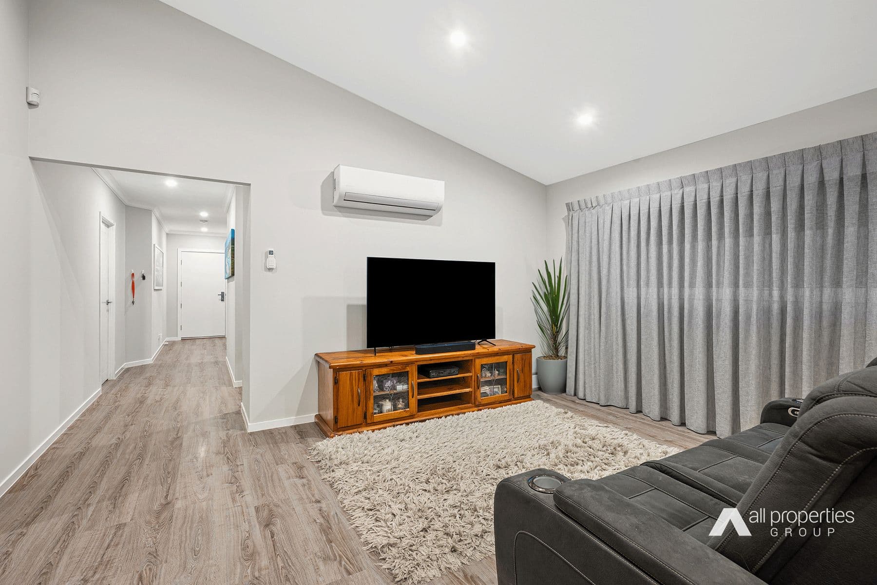 18 Heath Terrace, Park Ridge QLD 4125, Park Ridge - Thumbnail 6
