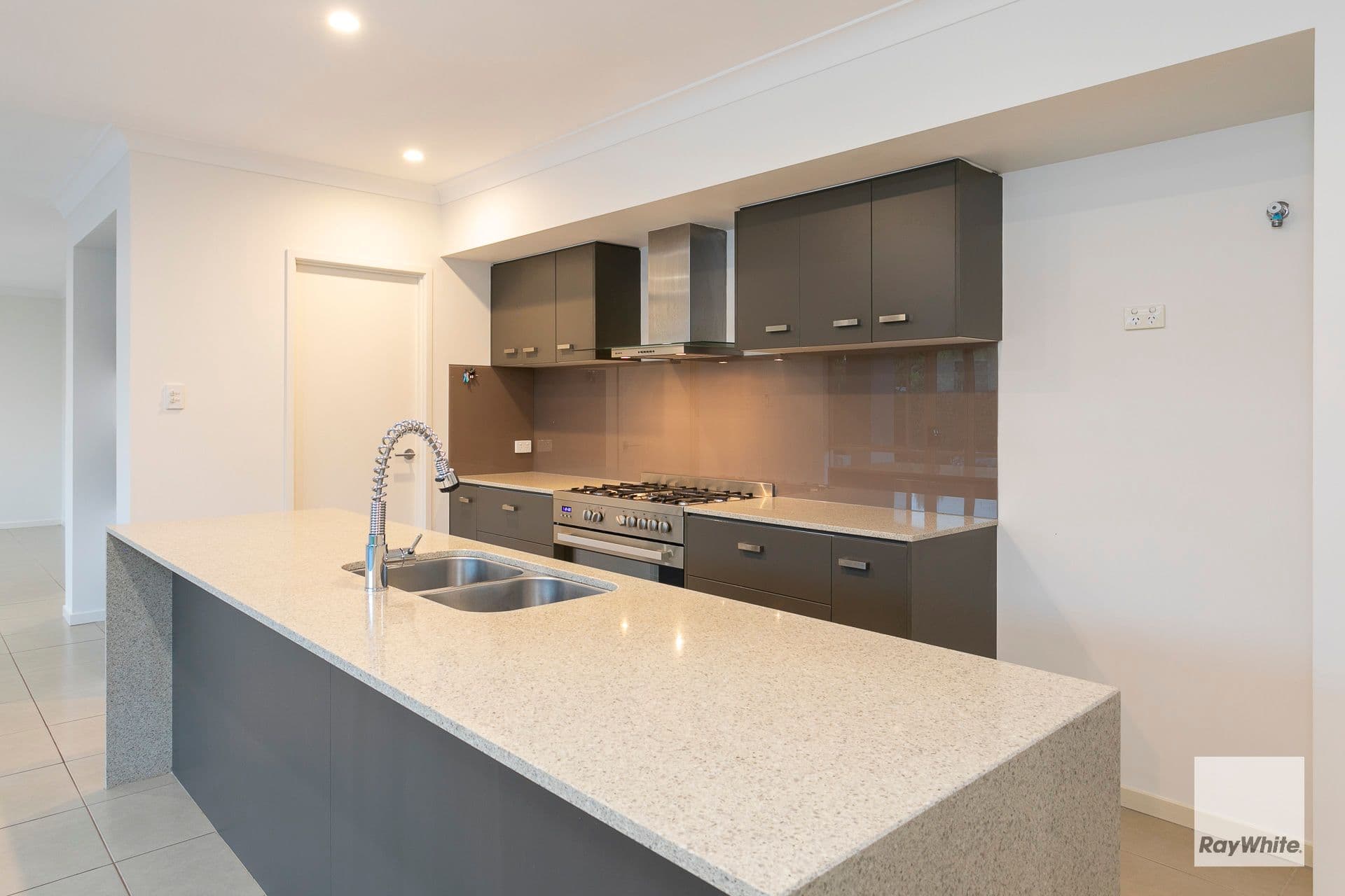 40 Carlton Road, Irvington - Image 1