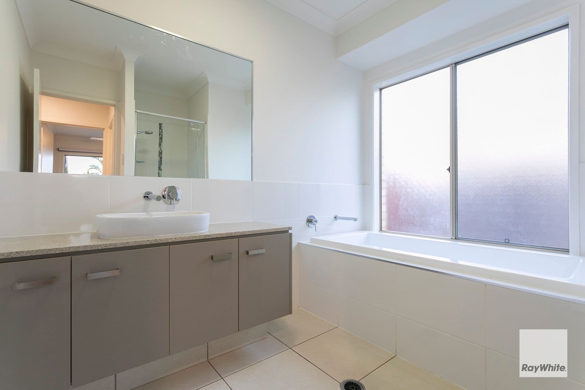 40 Carlton Road, Irvington - Thumbnail 5