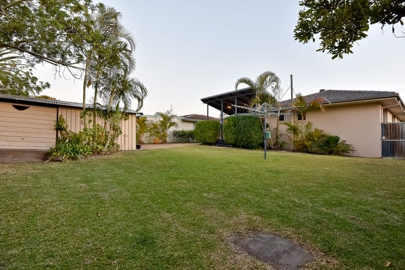 6 Pandeen Road, ROCHEDALE SOUTH QLD 4123, Rochedale South - Thumbnail 2