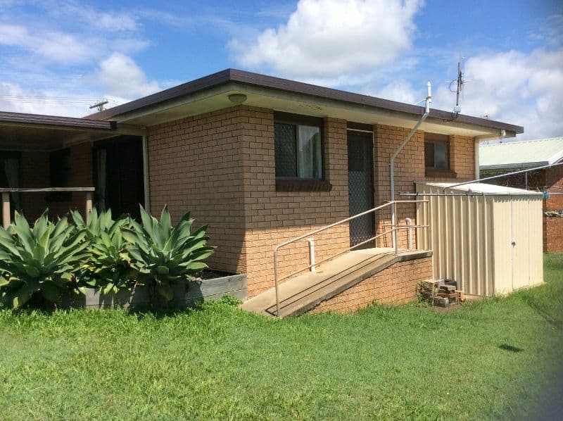 18 Jocelyn Parade, Granville QLD 4650, Granville - Thumbnail 4
