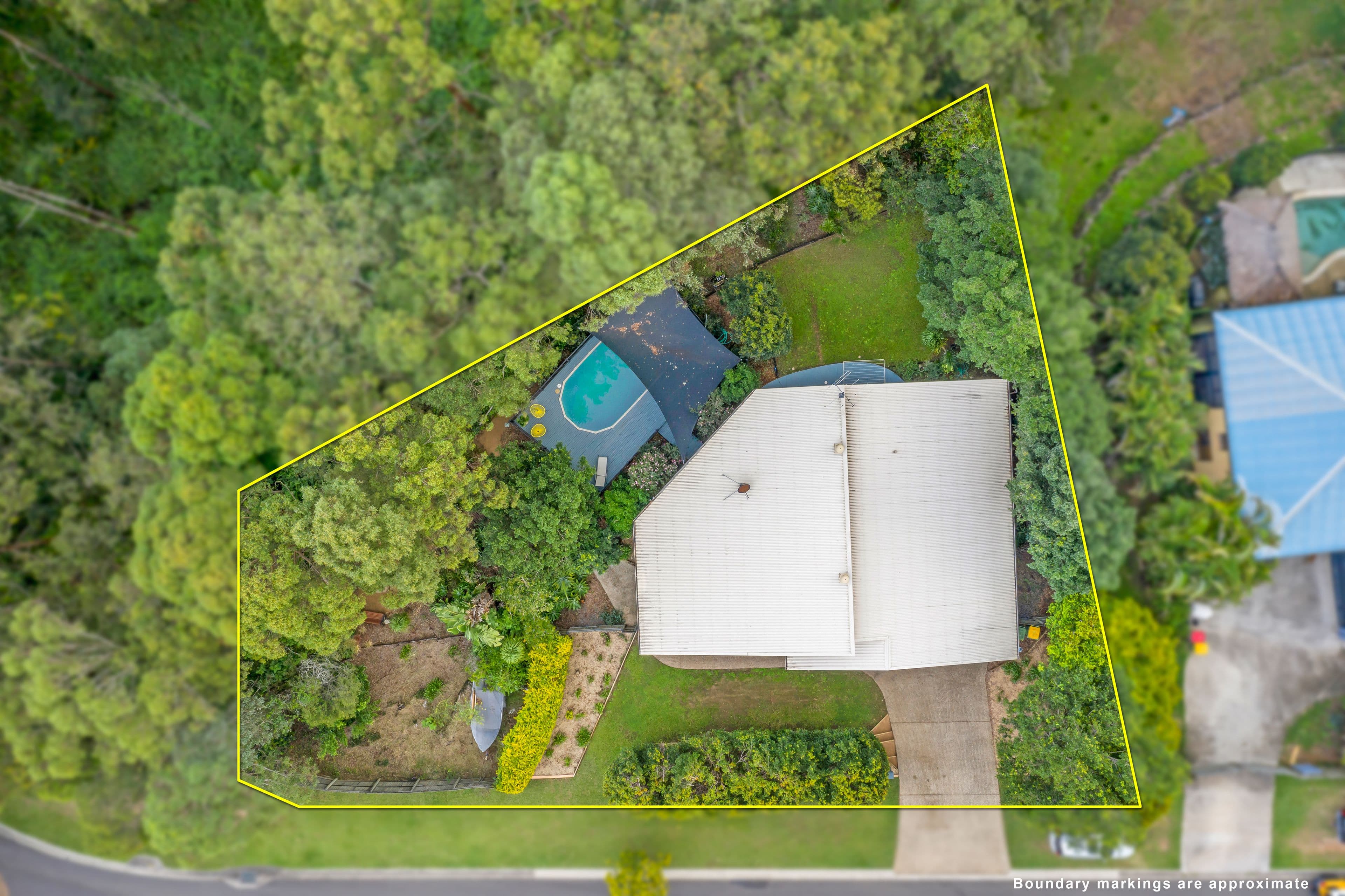 176 Saraband Drive, Eatons Hill QLD 4037, Eatons Hill - Thumbnail 2