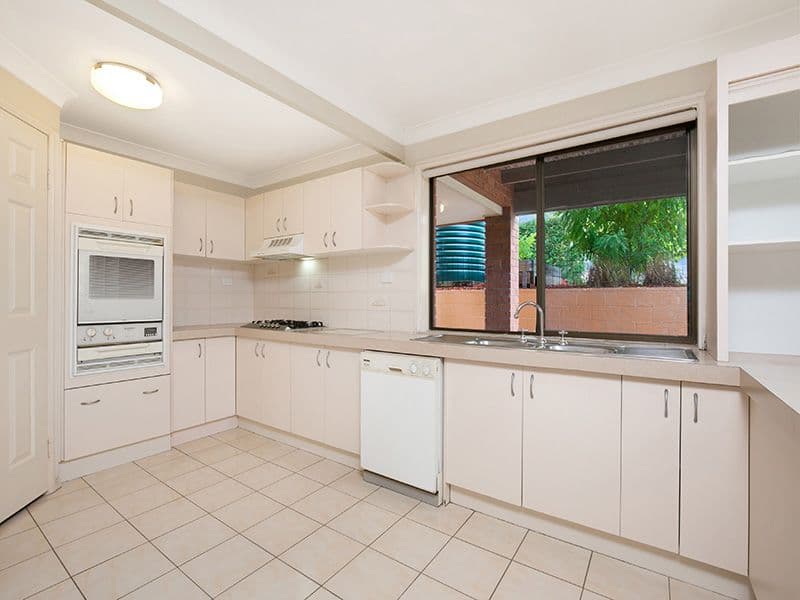 7 Maltaroo Court, Shailer Park QLD 4128, Shailer Park - Thumbnail 2