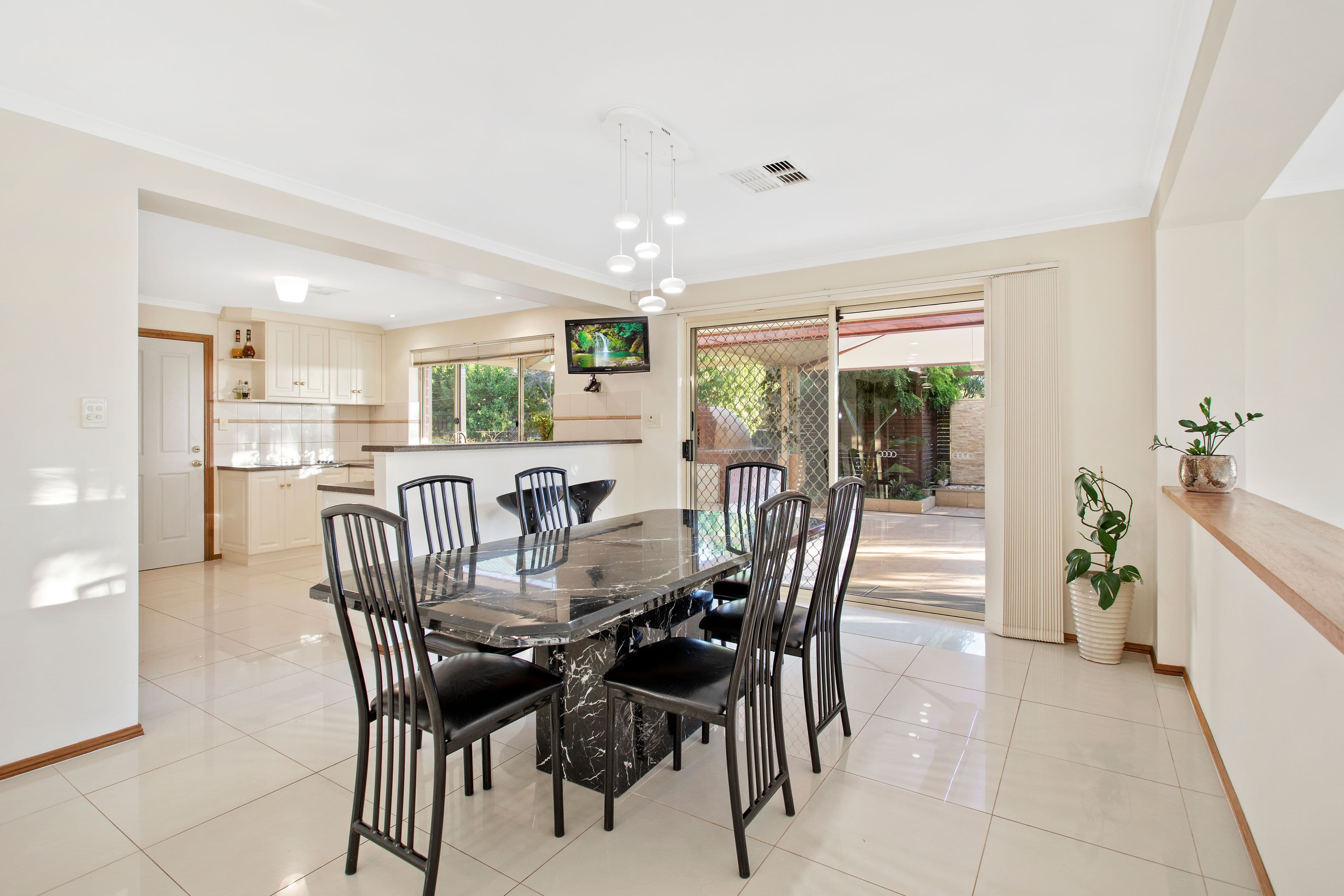 34 Trowbridge Circuit, Gulfview Heights SA 5096, Gulfview Heights - Thumbnail 4