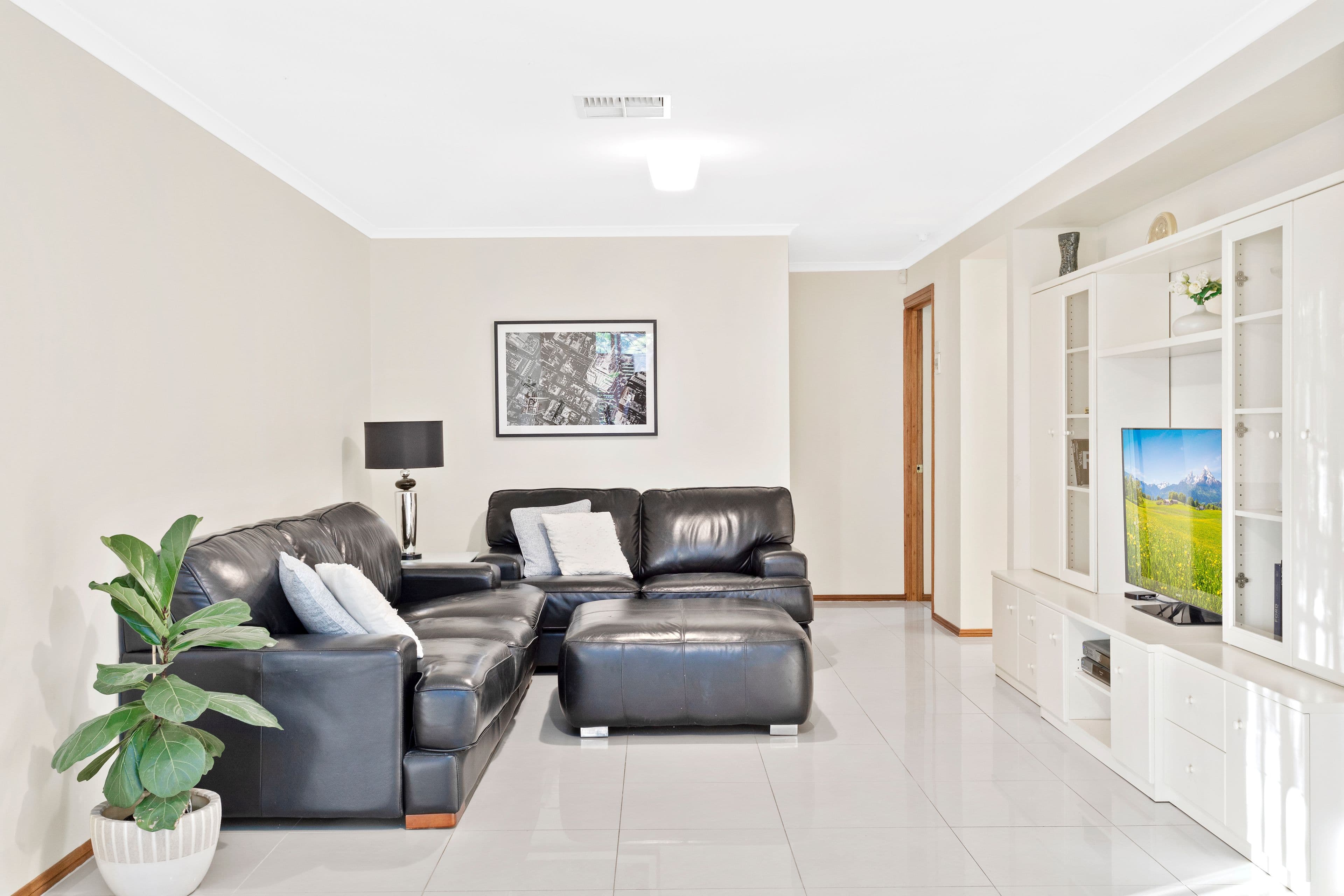 34 Trowbridge Circuit, Gulfview Heights SA 5096, Gulfview Heights - Thumbnail 8