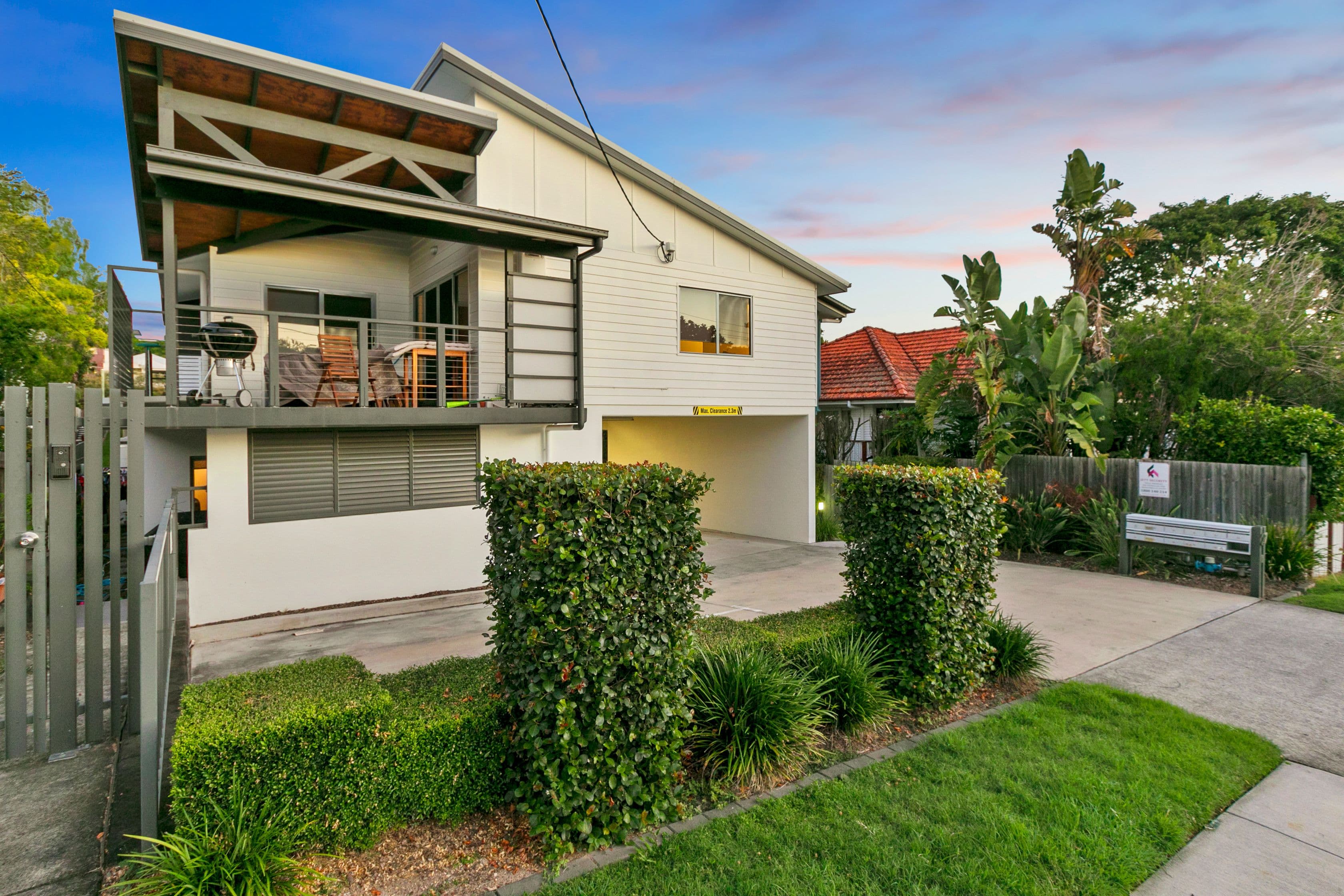 27 Steele Street, Holland Park QLD 4121, Holland Park - Image 1