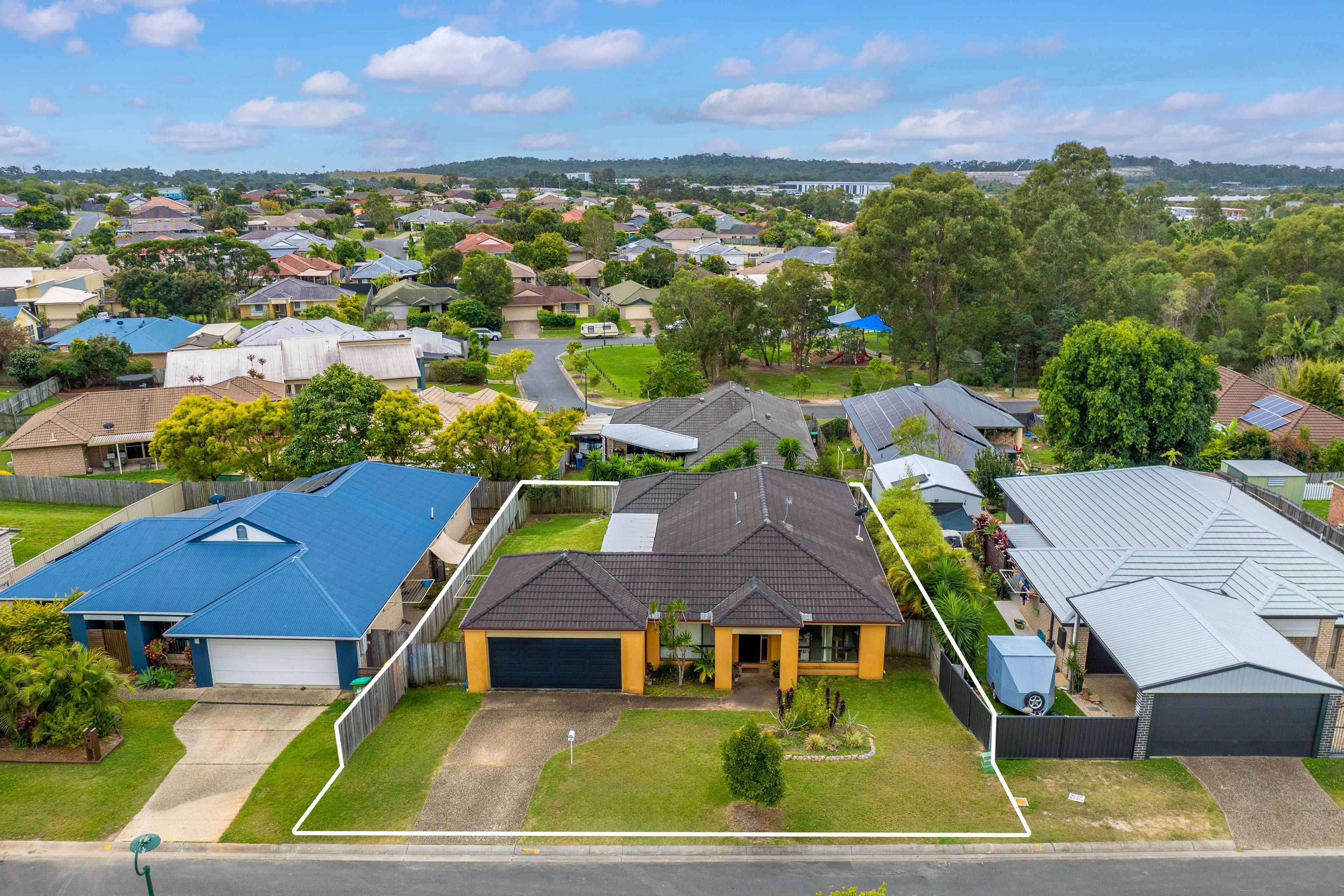 13 Fitzpatrick Street, Upper Coomera QLD 4209, Upper Coomera - Thumbnail 3