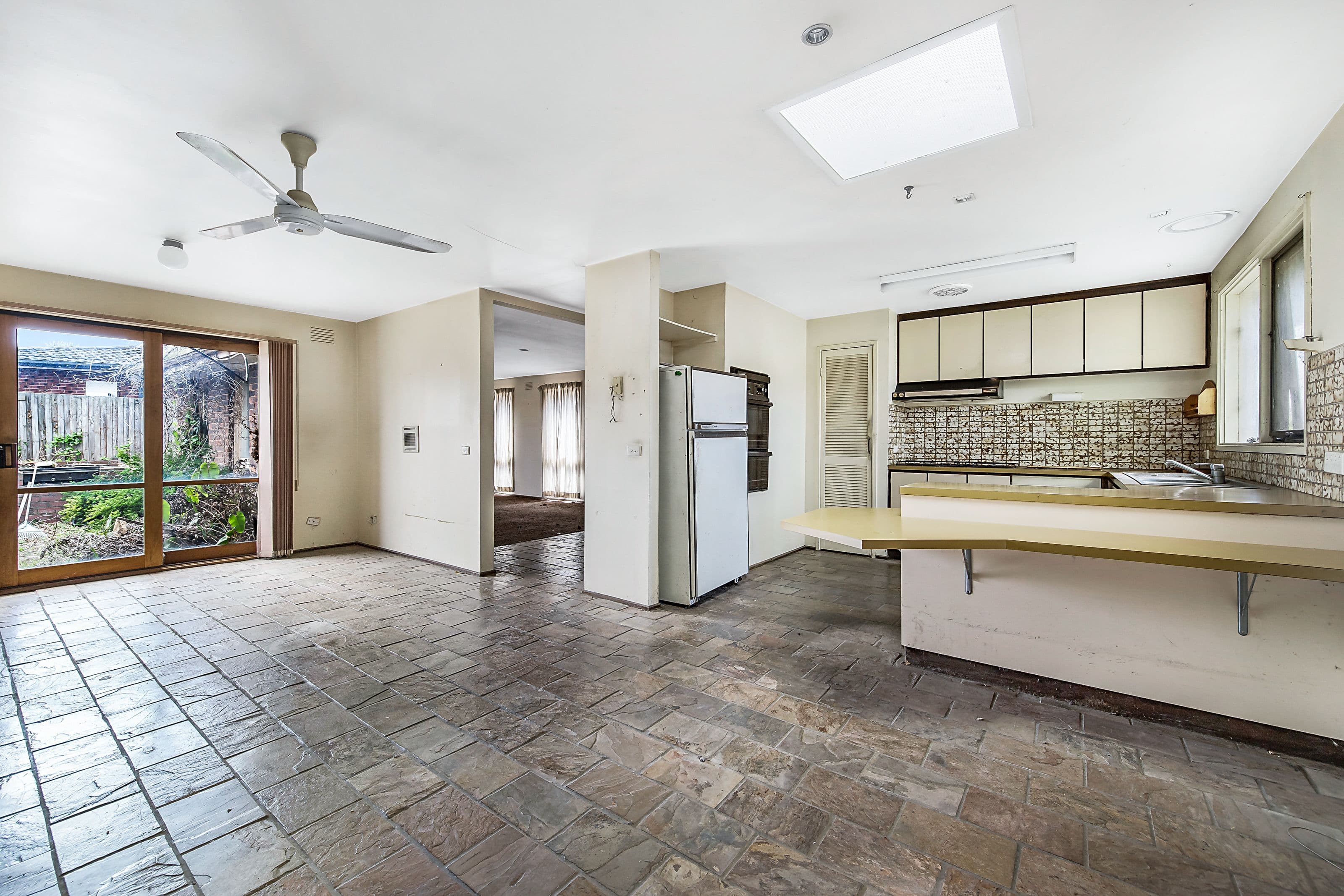 9 Wildwood Place, Mulgrave VIC 3170, Mulgrave - Thumbnail 4
