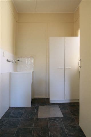 7 Burton Street, HARRISTOWN QLD 4350, Harristown - Thumbnail 3