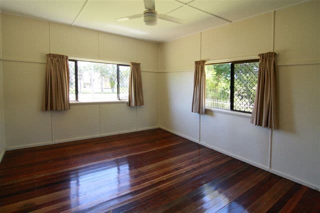 7 Burton Street, HARRISTOWN QLD 4350, Harristown - Thumbnail 4