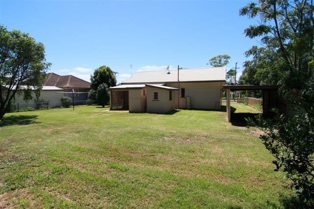 7 Burton Street, HARRISTOWN QLD 4350, Harristown - Thumbnail 7