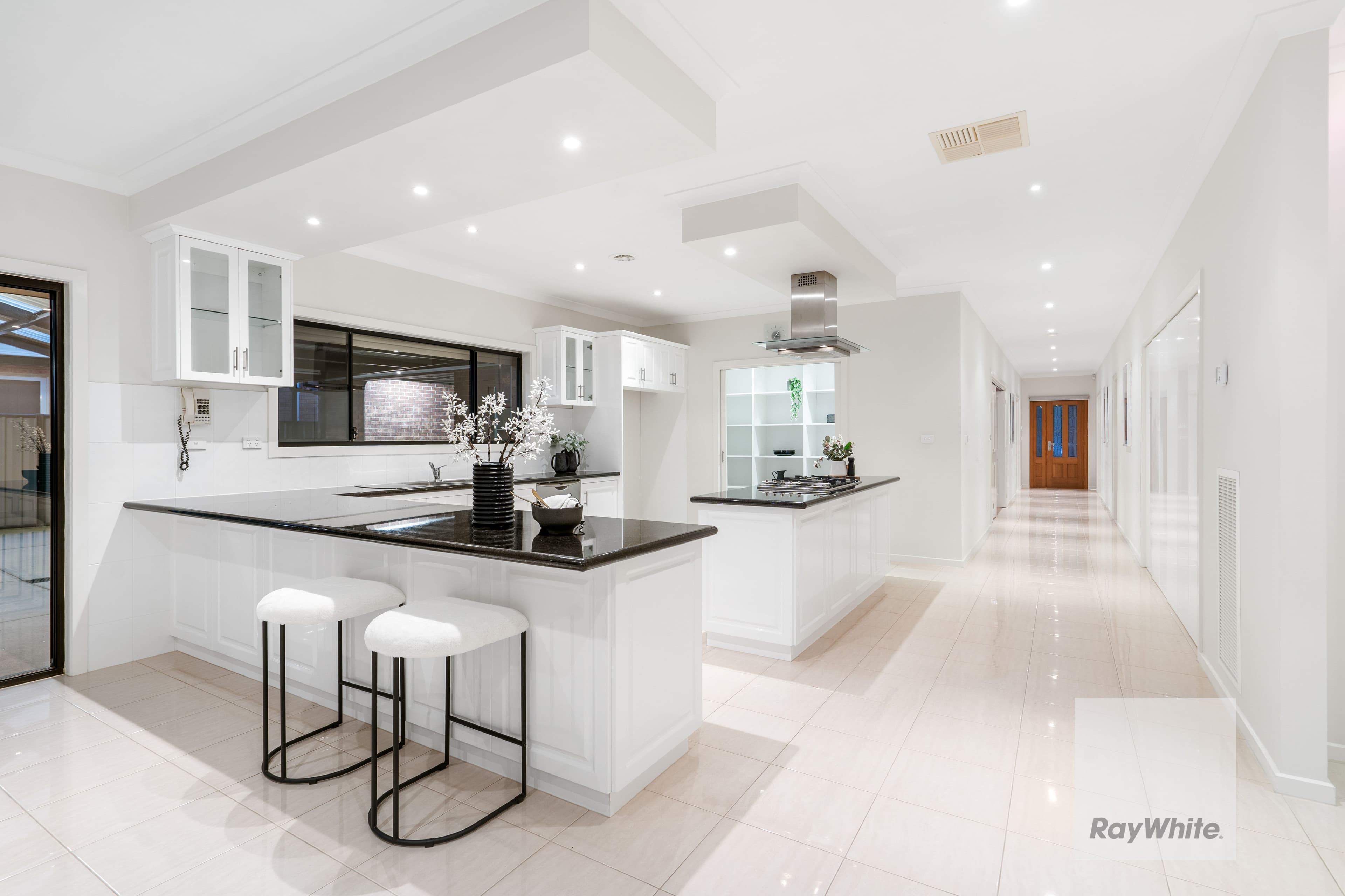 36 Tantallon Crescent, DERRIMUT VIC 3026, Derrimut - Thumbnail 2
