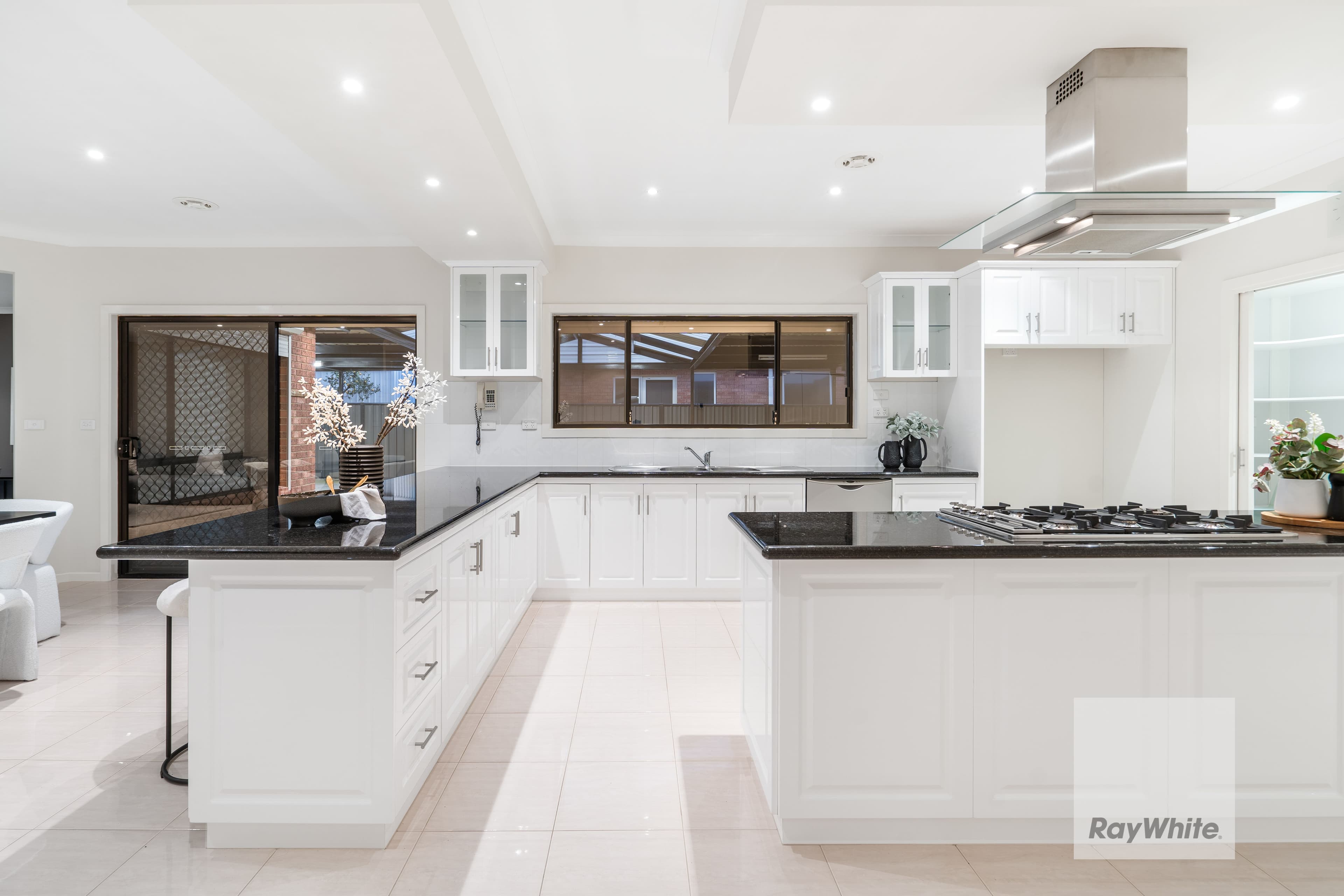 36 Tantallon Crescent, DERRIMUT VIC 3026, Derrimut - Thumbnail 3