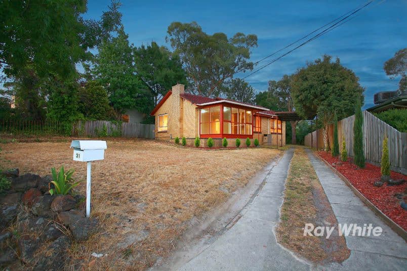 31 Aisbett Avenue, WANTIRNA SOUTH VIC 3152, Wantirna South - Image 1