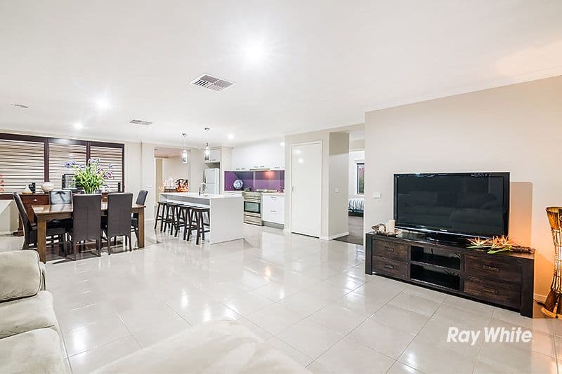 85 Atlas Drive, Cranbourne West VIC 3977, Cranbourne West - Thumbnail 4