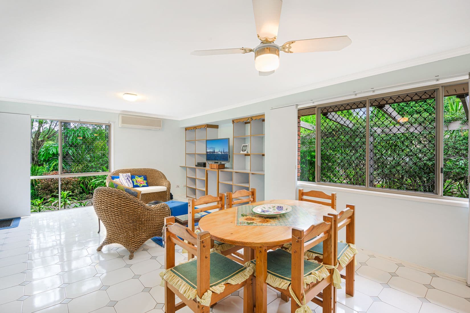 7 Simpson Court, Albany Creek QLD 4035, Albany Creek - Thumbnail 4