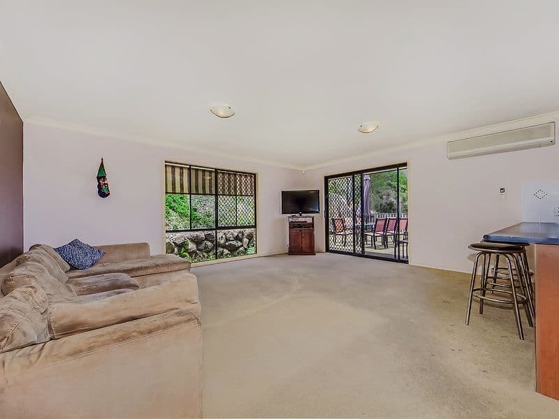 11 Humberside Close, MUDGEERABA QLD 4213, Mudgeeraba - Thumbnail 5