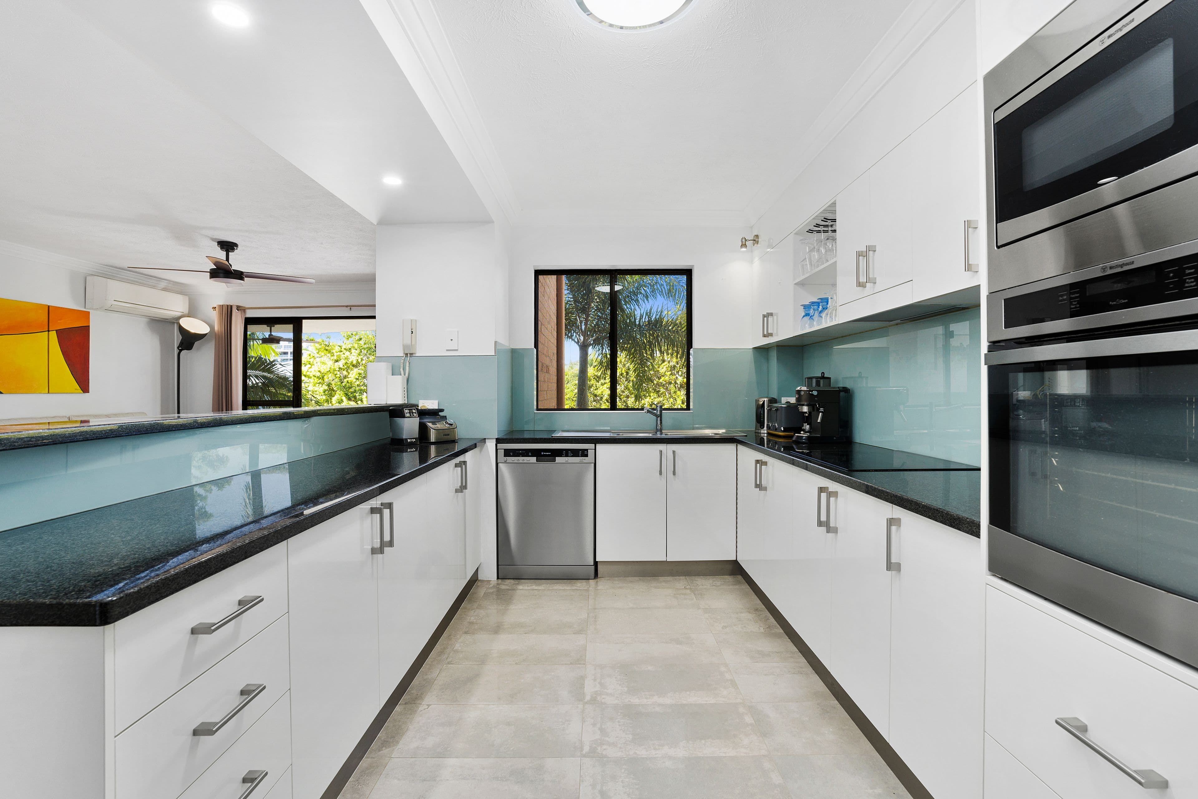 35 Wattle Street, Kirwan, QLD 4817, Kirwan - Thumbnail 4