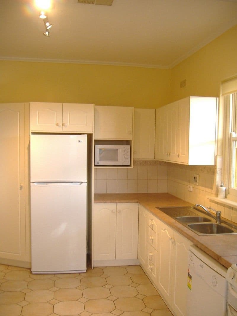 15 Tarnham Road, SEACOMBE HEIGHTS SA 5047, Seacombe Heights - Thumbnail 6