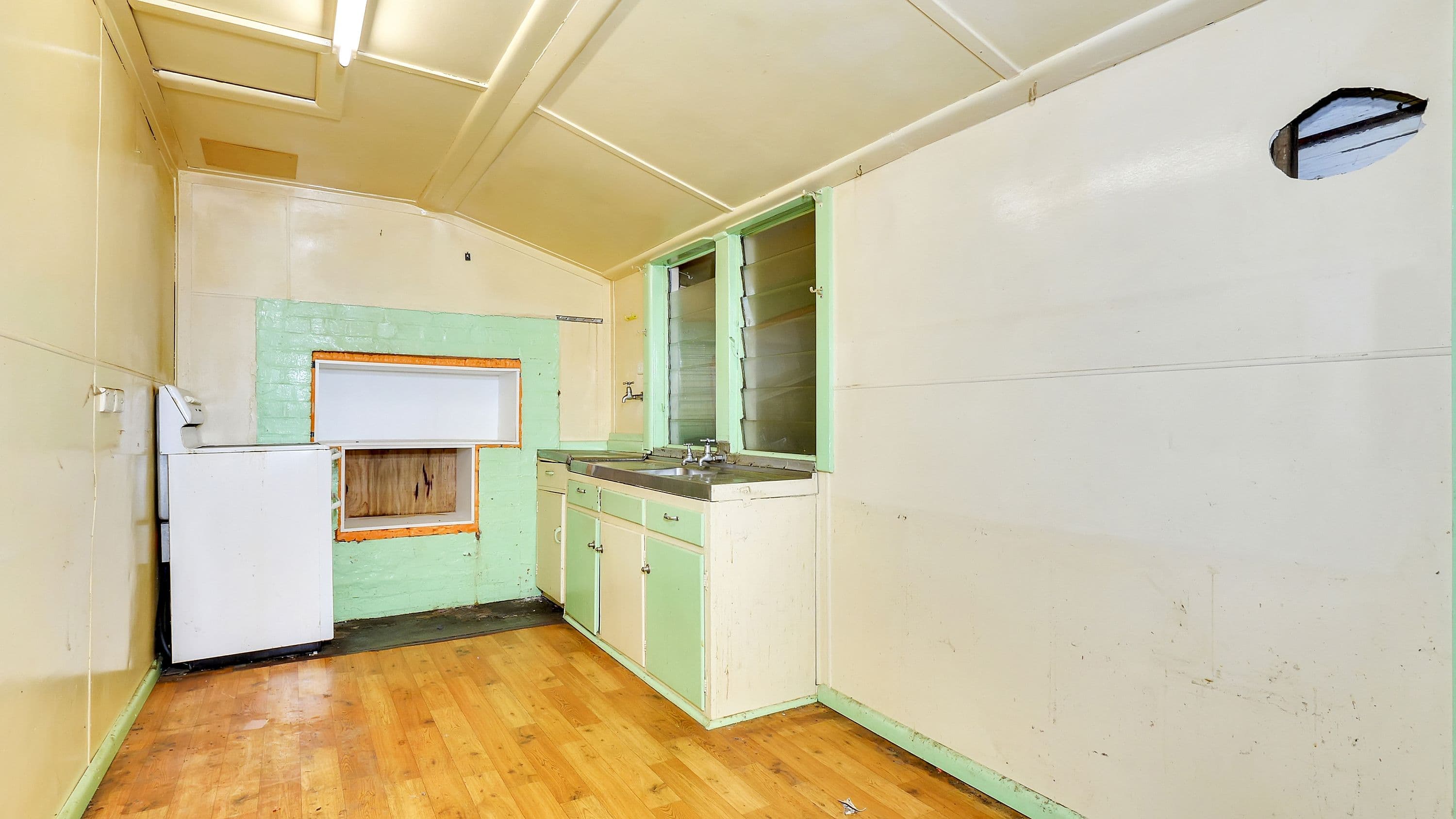 5 Hughes Street, Avenel VIC 3664, Avenel - Thumbnail 6