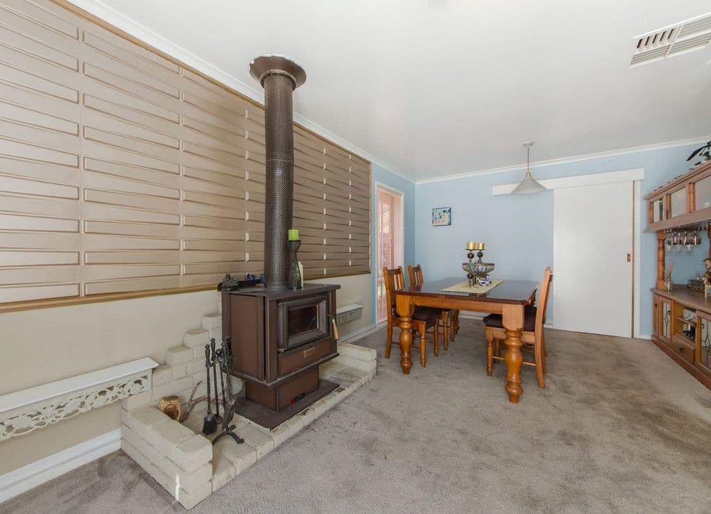 8 Cavell Close, St Albans VIC 3021, St Albans - Thumbnail 3
