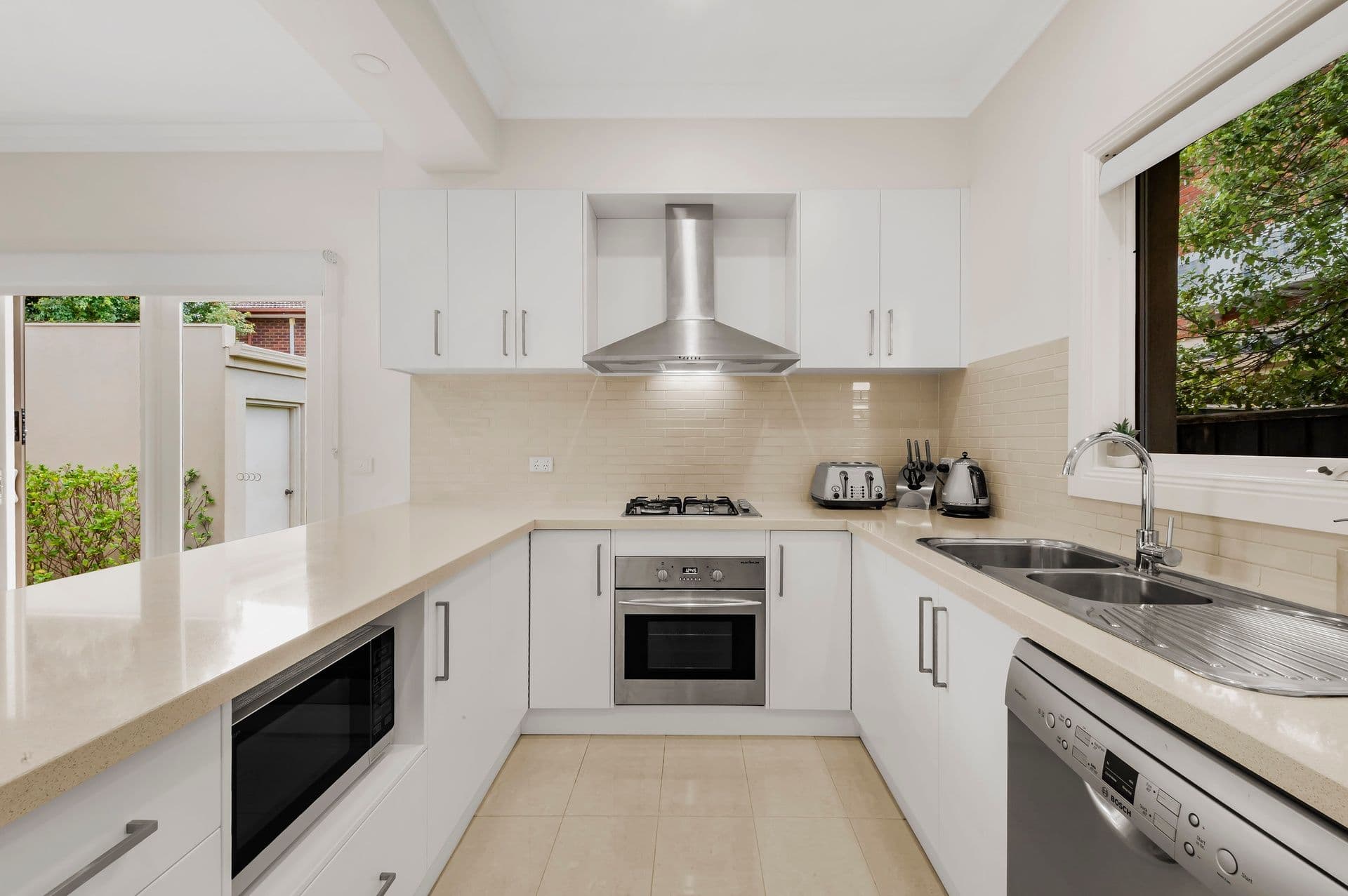 12 Legon Road, Oakleigh South VIC 3167, Oakleigh South - Thumbnail 4