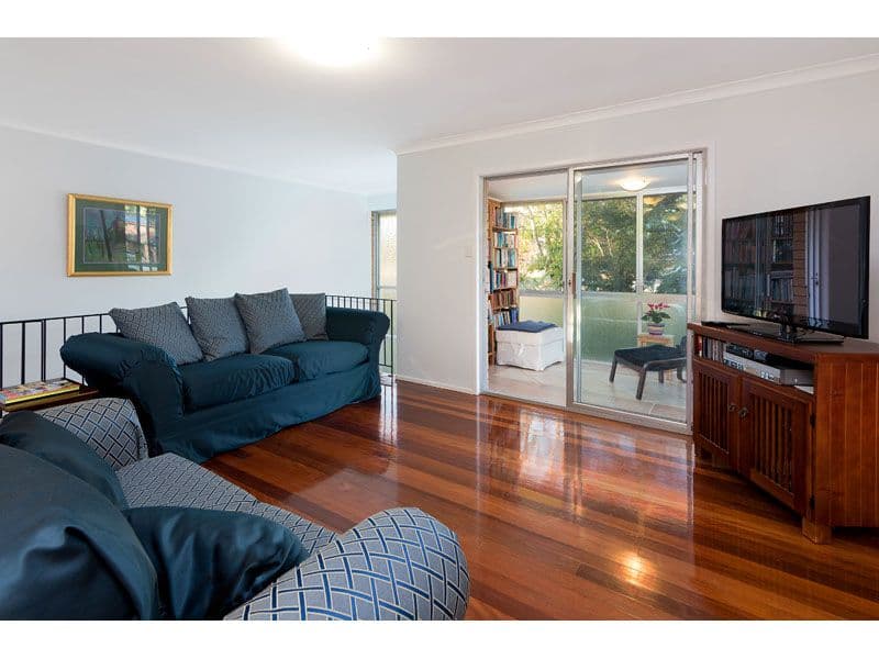 5 Pyrope Street, Camp Hill QLD 4152, Camp Hill - Thumbnail 2