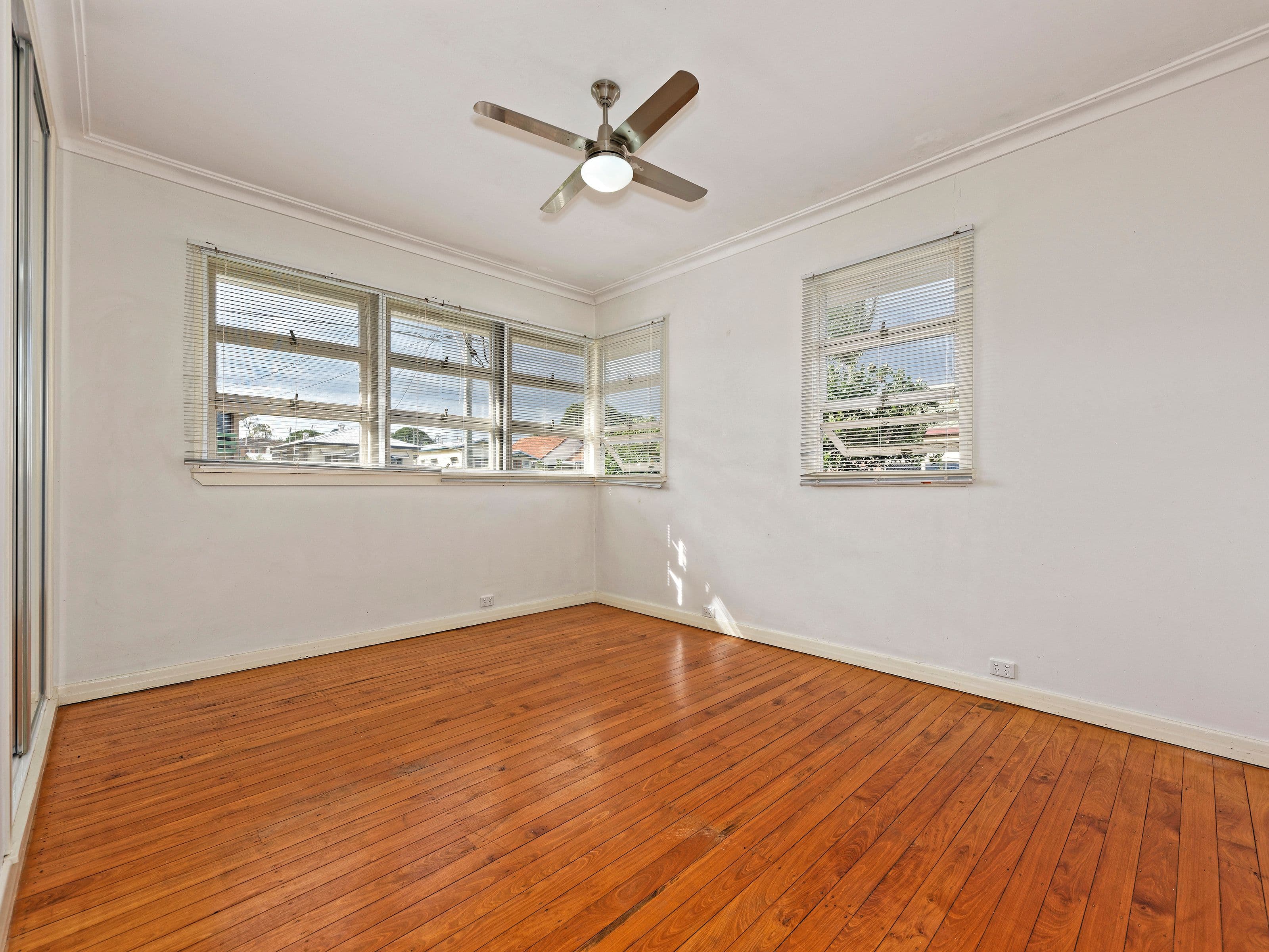 85 King Street, Woody Point QLD 4019, Woody Point - Thumbnail 8
