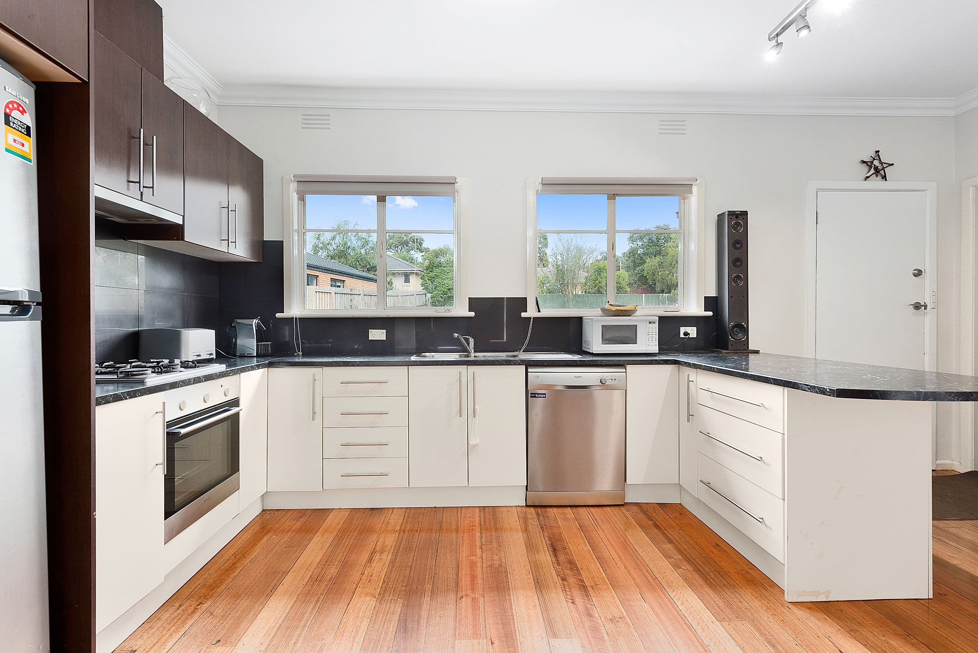 40 Taronga Crescent, Croydon VIC 3136, Croydon - Thumbnail 3