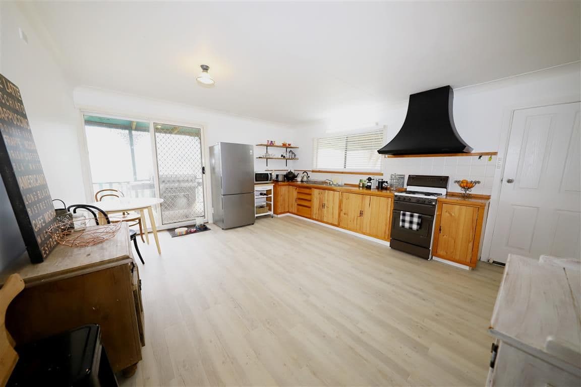 17 Gilmore Street, Adelong - Thumbnail 4
