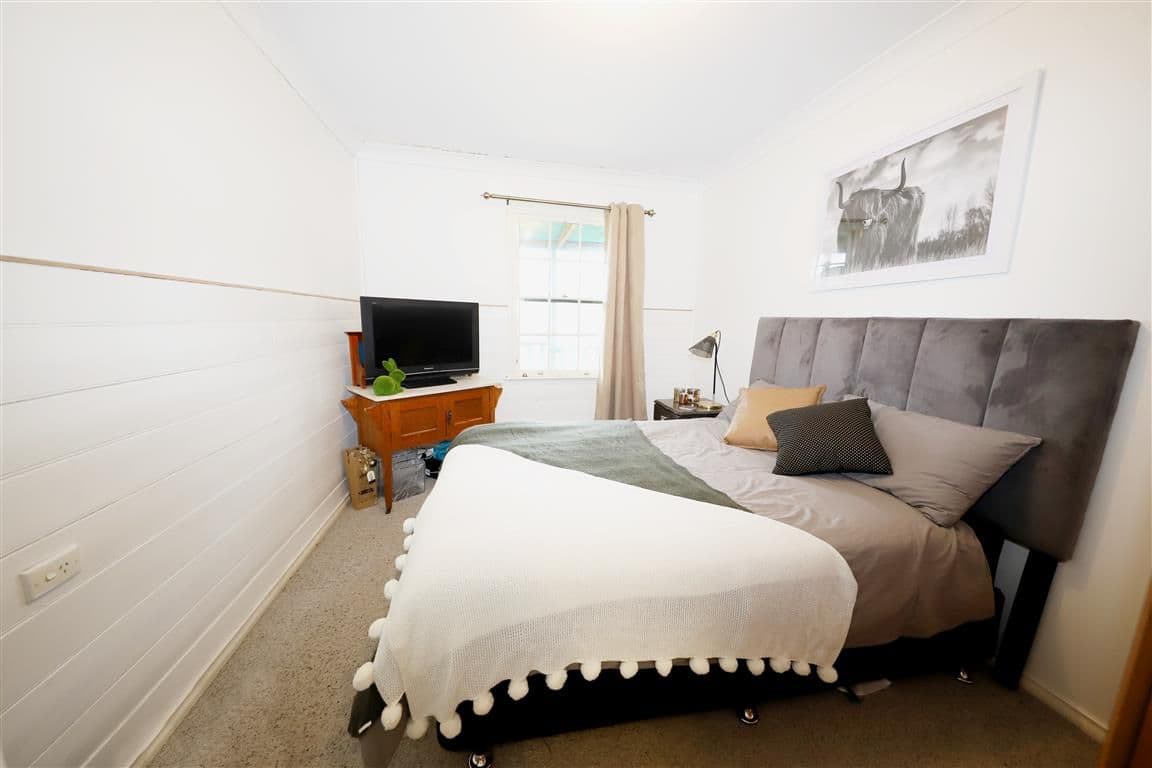 17 Gilmore Street, Adelong - Thumbnail 6