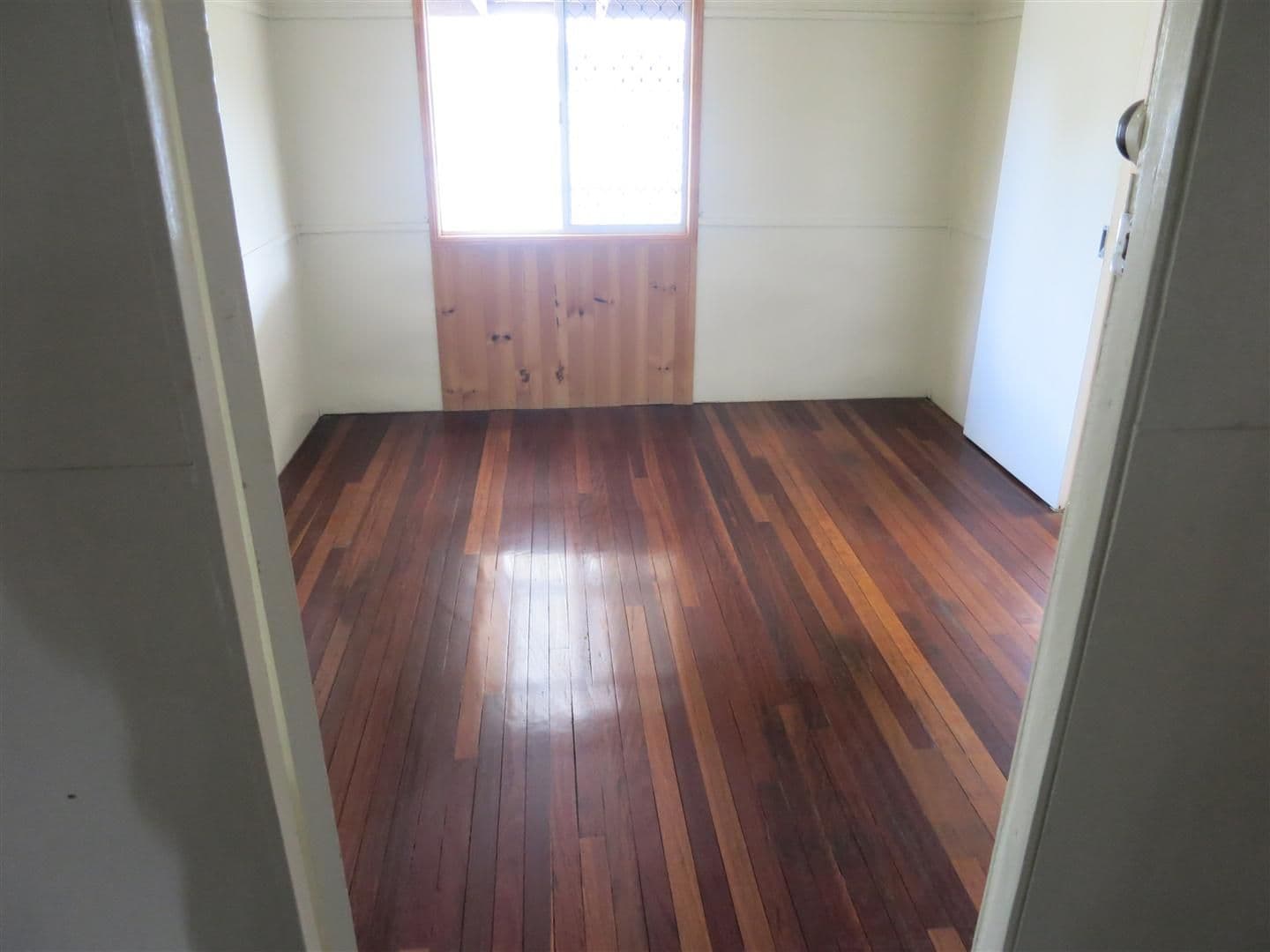 4 Queen Street, MOUNT MORGAN QLD 4714, Mount Morgan - Thumbnail 8