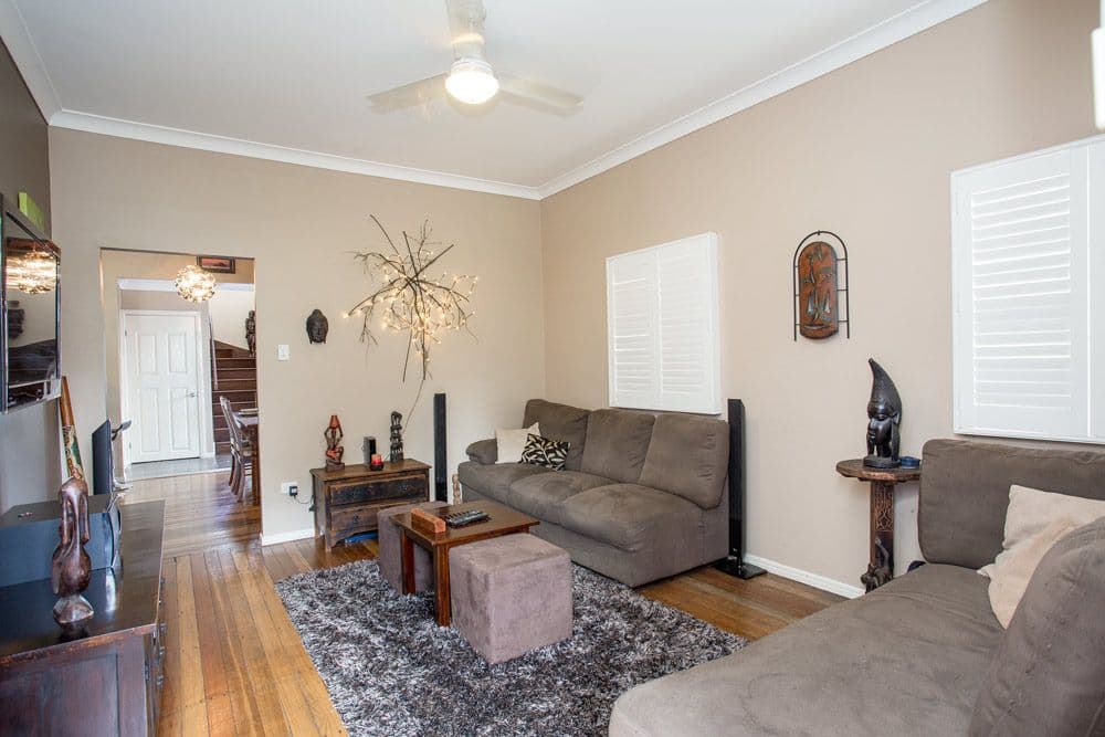 10 Corella Street, ROCKLEA QLD 4106, Rocklea - Thumbnail 2