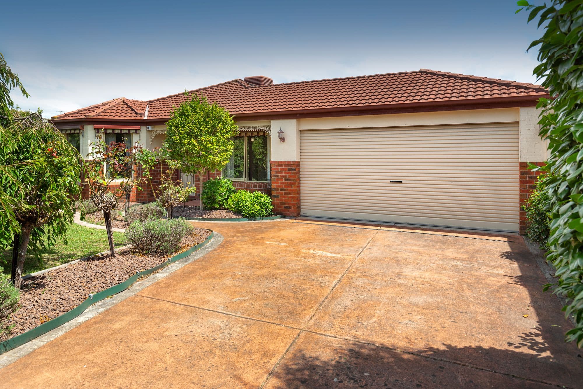 7 Fieldhouse Lane, Berwick VIC 3806, Berwick - Thumbnail 2