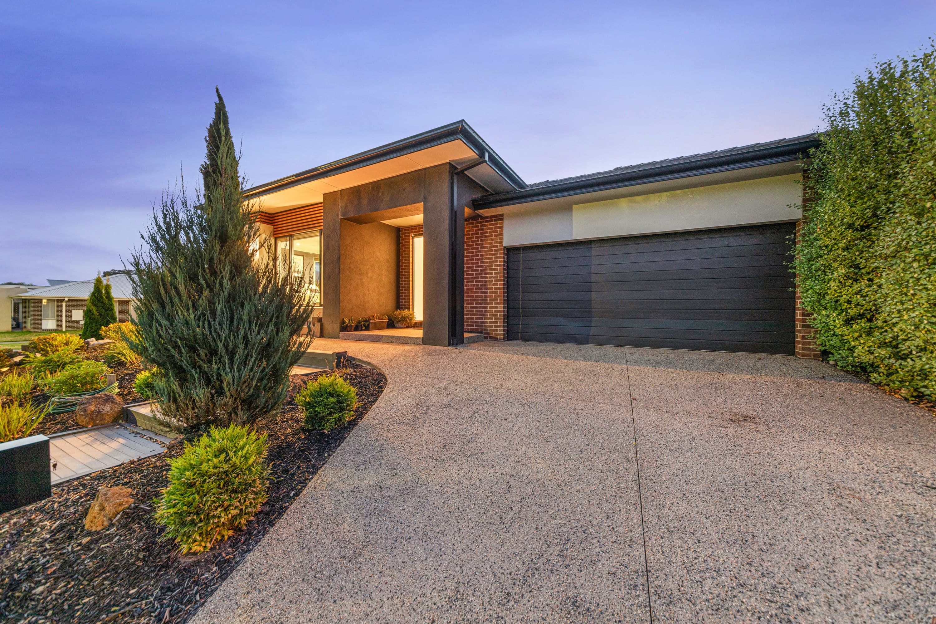 37 Vantage Drive, Pakenham VIC 3810, Pakenham - Thumbnail 3