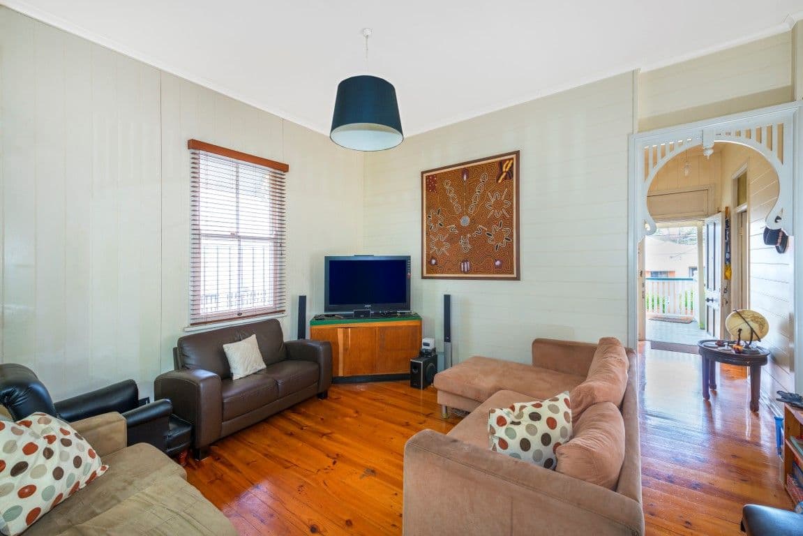 58 Brisbane Street, ANNERLEY QLD 4103, Annerley - Thumbnail 2