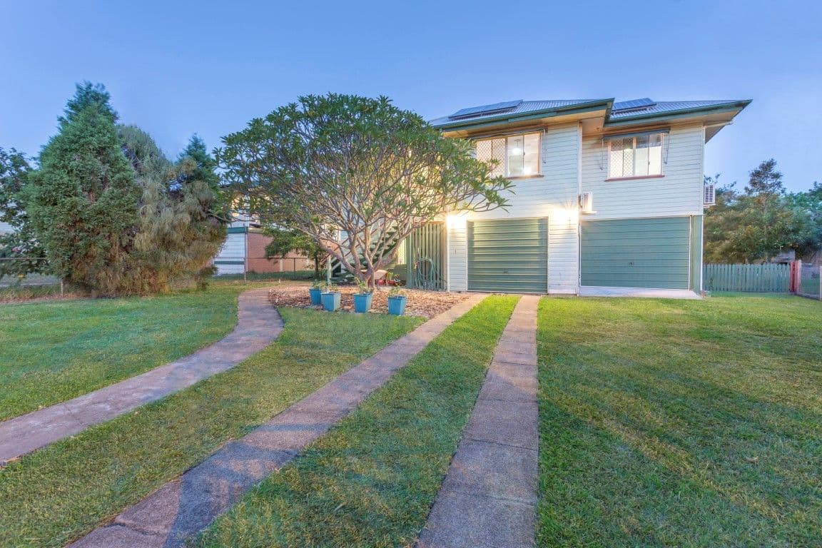 178 Sterculia Avenue, HOLLAND PARK WEST QLD 4121, Holland Park West - Thumbnail 2